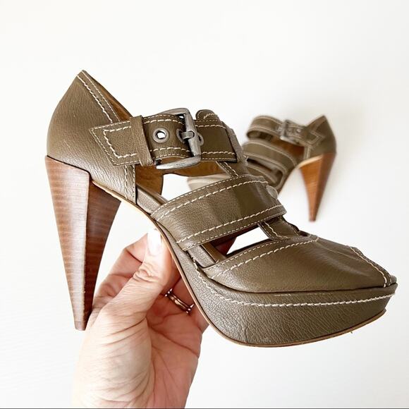 Boutique 9 Platform Leather Strappy Buckle Open Toe Chunky Heels 7.5 - Picture 2 of 10